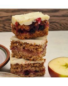 A6097 Peck and Strong Apple & Blackcurrant Filled Flapjack