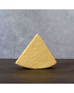 C08073 Creamy Lancashire Cheese (1kg)